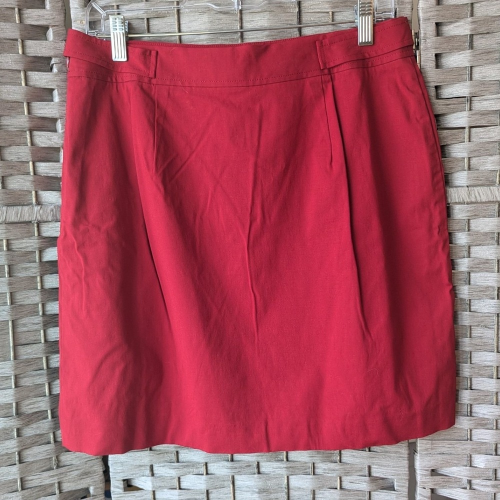 Ann Taylor Mini Skirt Red Button Tab Stretch Sz 10 Office Modern Chic Preppy - Picture 2 of 6